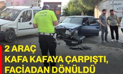 2 araç kafa kafaya çarpıştı, faciadan dönüldü