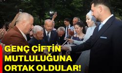Genç çiftin mutluluğuna ortak oldular