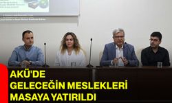 AKÜ'de geleceğin meslekleri masaya yatırıldı