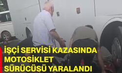 İşçi servisi kazasında motosiklet sürücüsü yaralandı