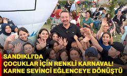 Sandıklı'da çocuklar için renkli karnaval! Karne sevinci eğlenceye dönüştü