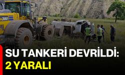 Su tankeri devrildi: 2 yaralı
