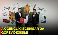 AK Gençlik İscehisar'da görev değişimi