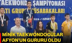 Minik taekwondocular Afyon’un gururu oldu