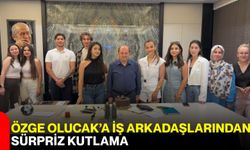 Özge Olucak’a iş arkadaşlarından sürpriz kutlama