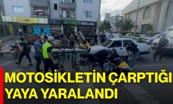 Motosikletin çarptığı yaya yaralandı