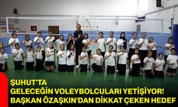 Şuhut'ta geleceğin voleybolcuları yetişiyor! Başkan Özaşkın'dan dikkat çeken hedef