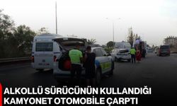 Alkollü sürücünün kullandığı kamyonet otomobile çarptı