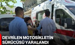 Devrilen motosikletin sürücüsü yaralandı