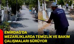 Emirdağ’da mezarlıklarda temizlik ve bakım çalışmaları sürüyor