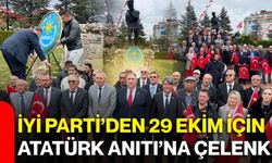 İYİ Parti’den 29 Ekim için Atatürk Anıtı’na çelenk