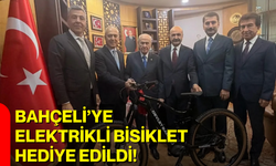 Bahçeli’ye elektrikli bisiklet hediye edildi!
