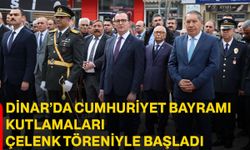 Dinar’da Cumhuriyet Bayramı Kutlamaları çelenk töreniyle başladı