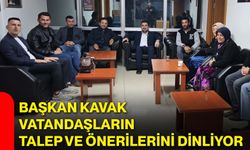 Başkan Kavak vatandaşların talep ve önerilerini dinliyor