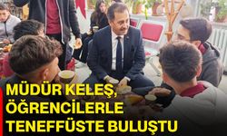 Müdür Keleş, öğrencilerle teneffüste buluştu