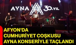 Afyon’da Cumhuriyet coşkusu Ayna konseriyle taçlandı