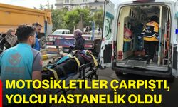 Motosikletler çarpıştı, yolcu hastanelik oldu