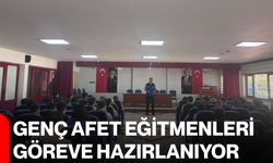 Genç afet eğitmenleri göreve hazırlanıyor