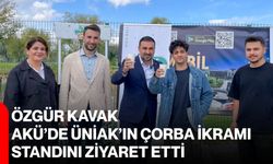Özgür Kavak, AKÜ’de ÜNİAK’ın çorba ikramı standını ziyaret etti