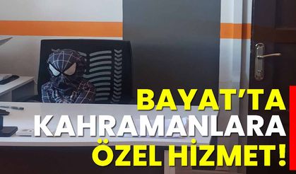 Bayat İlçe Nüfus Müdürlüğü'nden Gülümseten Paylaşım: Spiderman Kostümlü Çocuk