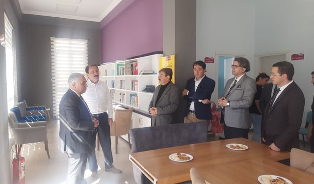 Sarı, SODAM Sergisini ziyaret etti