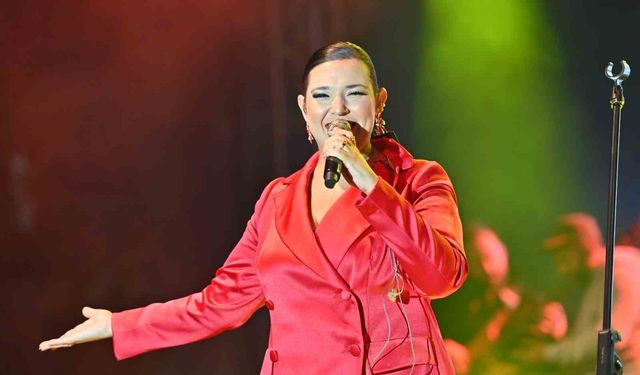 Tuğçe Kandemir Çorumlu hayranları ile buluştu