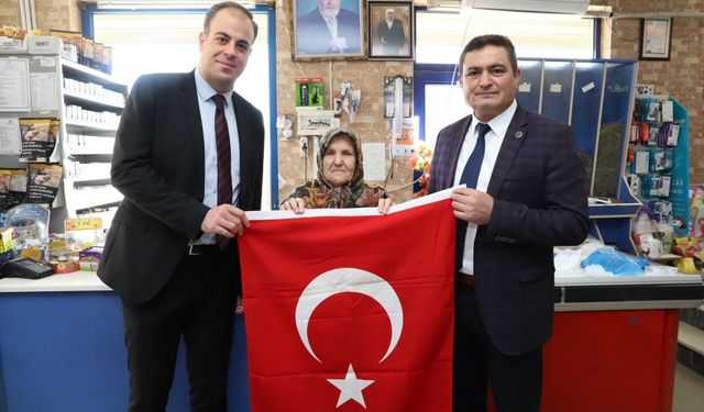 Çobanlar ve Sandıklı Türk Bayraklarıyla donatılıyor!