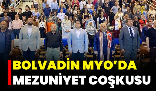Bolvadin MYO’da Mezuniyet Coşkusu