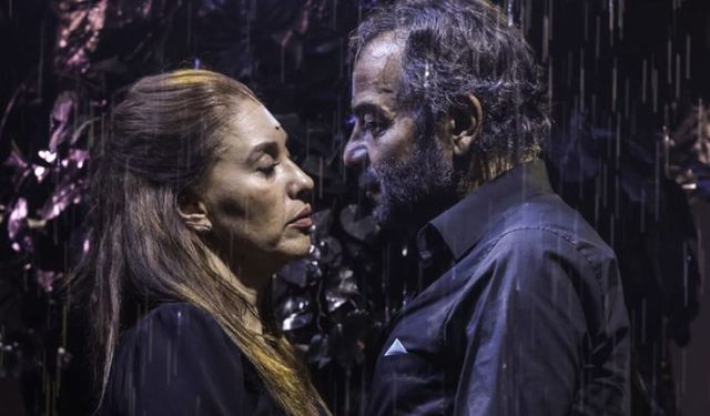 Yanlış Paylaşım Aşkı Bitirdi! Ünlü Çiftten Şok Ayrılık