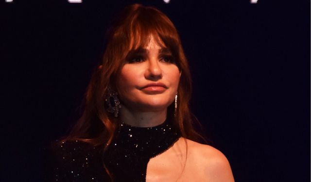 Derya Bedavacı’dan Yapay Zeka Eleştirisi