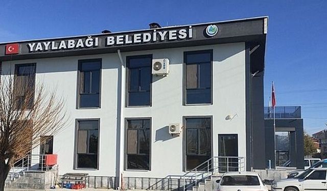 YAYLABAĞI BELEDİYESİ TRİBÜNLÜ KAPALI HALISAHA VE SOYUNMA ODASI YAPIM İŞİ
