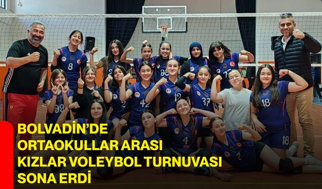 Bolvadin’de ortaokullar arası kızlar voleybol turnuvası sona erdi