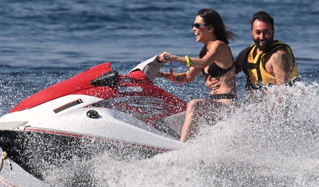 Dilara Aksüyek’ten Bodrum’da Jet-Ski gösterisi