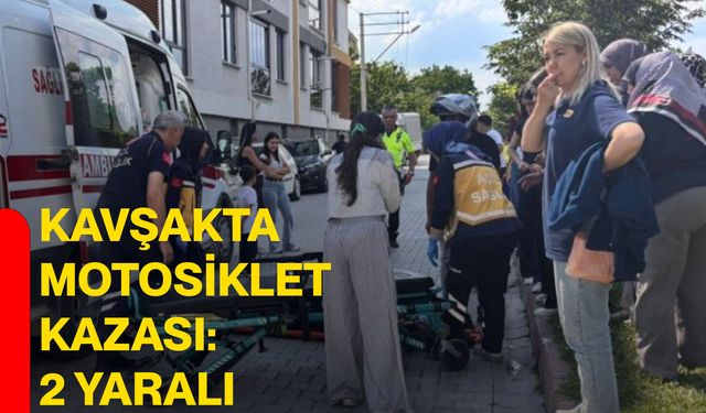 Kavşakta motosiklet kazası: 2 yaralı
