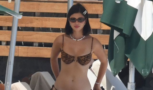 Zeynep Atılgan ile Ali Öner'in Bodrum tatili sürüyor