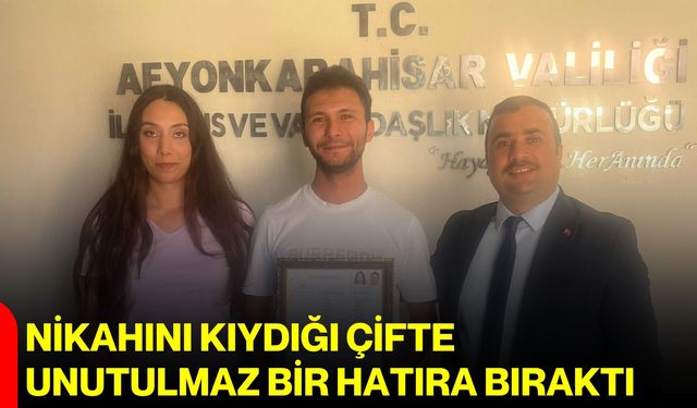 Nikahını kıydığı çifte unutulmaz bir hatıra bıraktı
