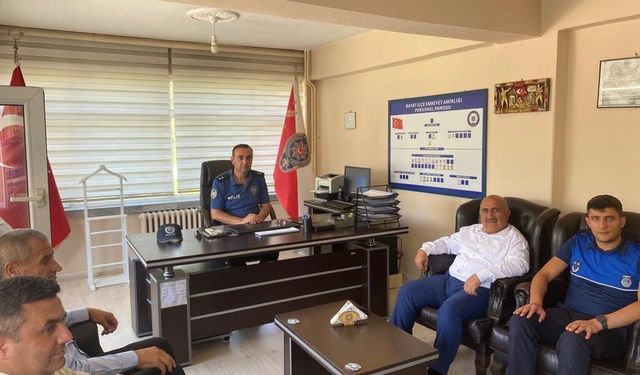 Ünlü, ziyarette bulundu