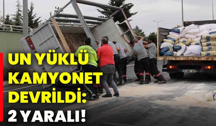 Un yüklü kamyonet devrildi: 2 yaralı!