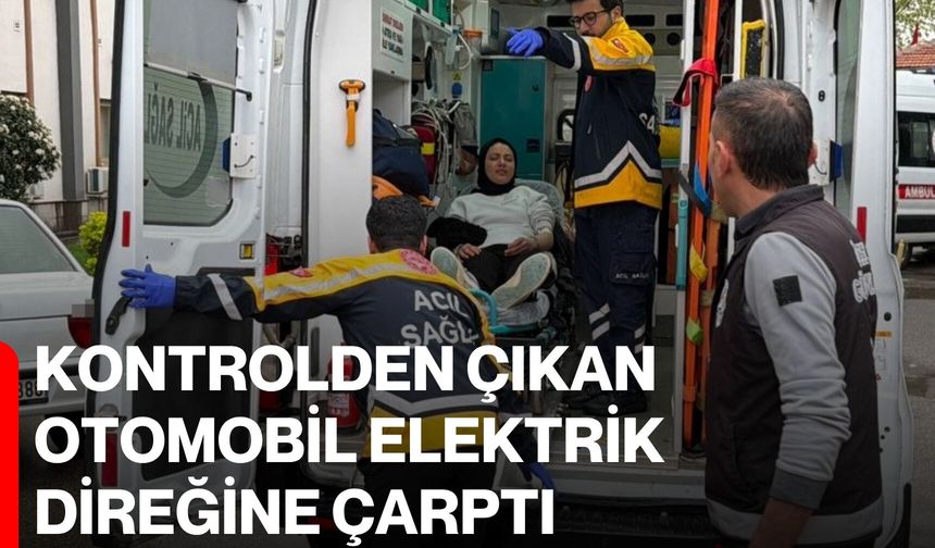 Kontrolden çıkan otomobil elektrik direğine çarptı