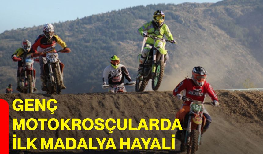 Genç motokrosçularda ilk madalya hayali