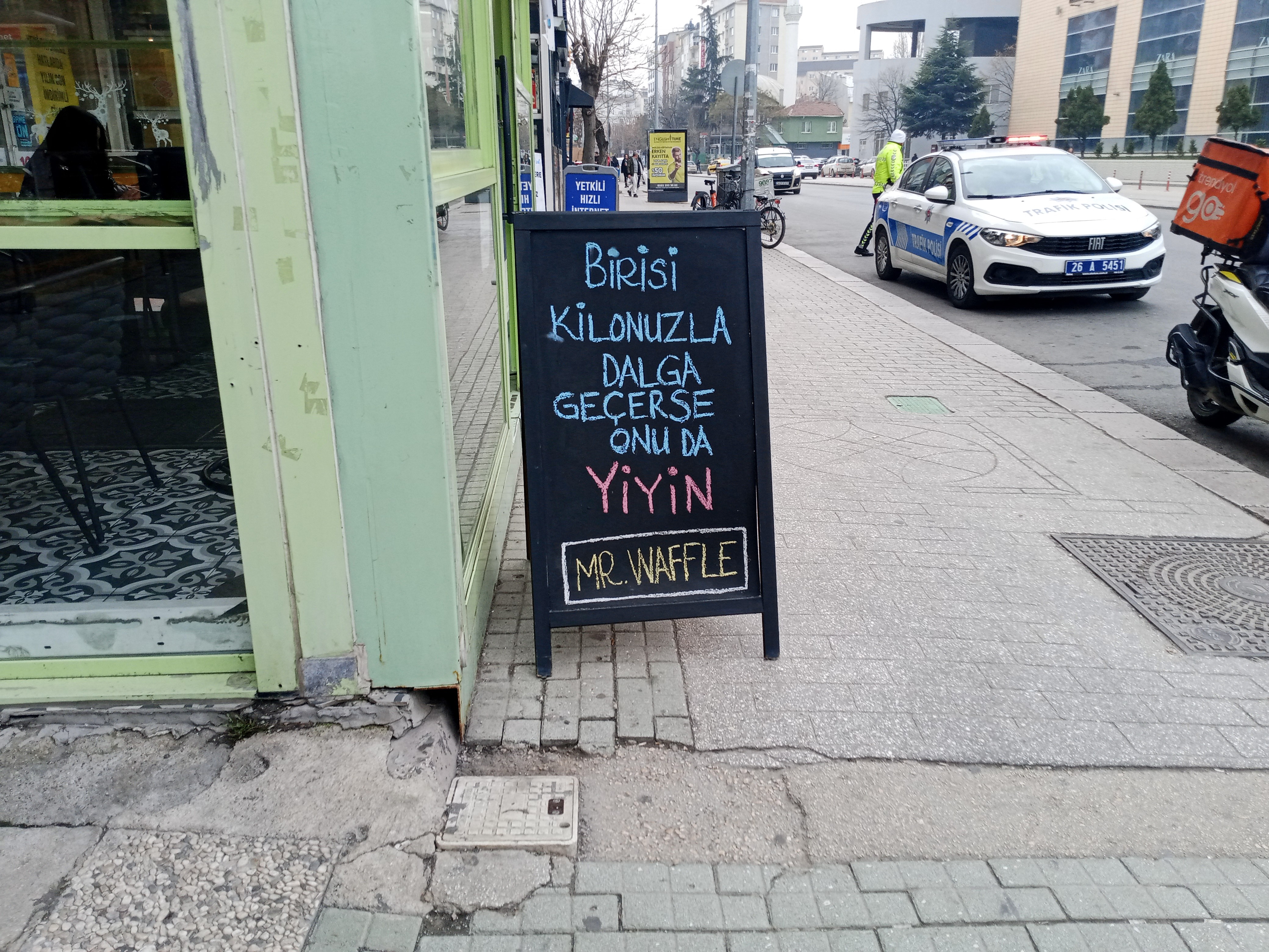 kilonuzla dalga geçeni yiyin