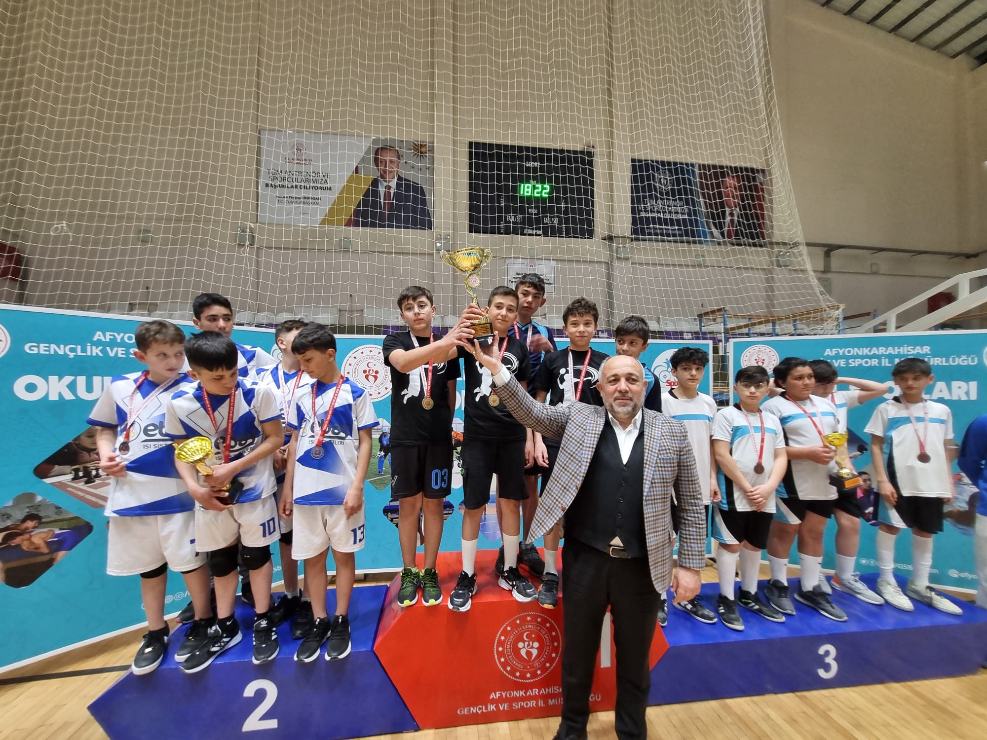 Okul Sporları Badminton Yıldızlar İl Birinciliği müsabakaları tamamlandı