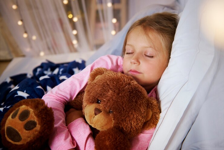 Small Girl Sleeping With Teddy Bear 329181 5465