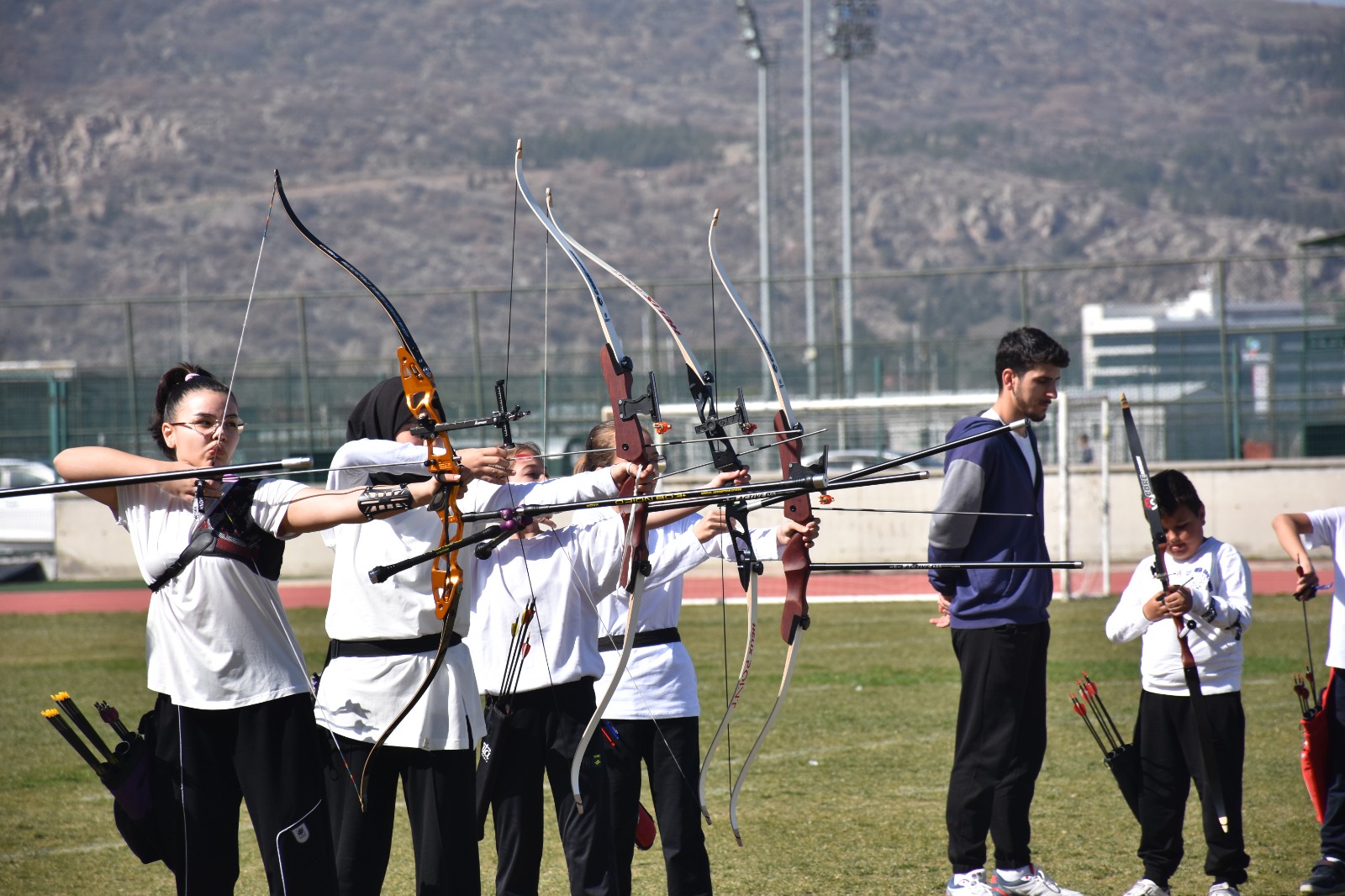 Geleneksel Türk Okçuluğu Müsabakaları, 102 sporcunun katılımıyla başladı