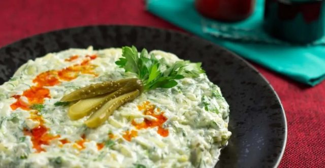 Hem Zayiflatan Hem Ferahlatan Salatalikli Patatesli Meze Yapmasi 5 Dakika Bile Almiyor 640X331