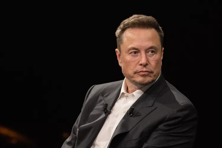 Elon Musk mirasını bölüyor: 12. Kez baba oldu!