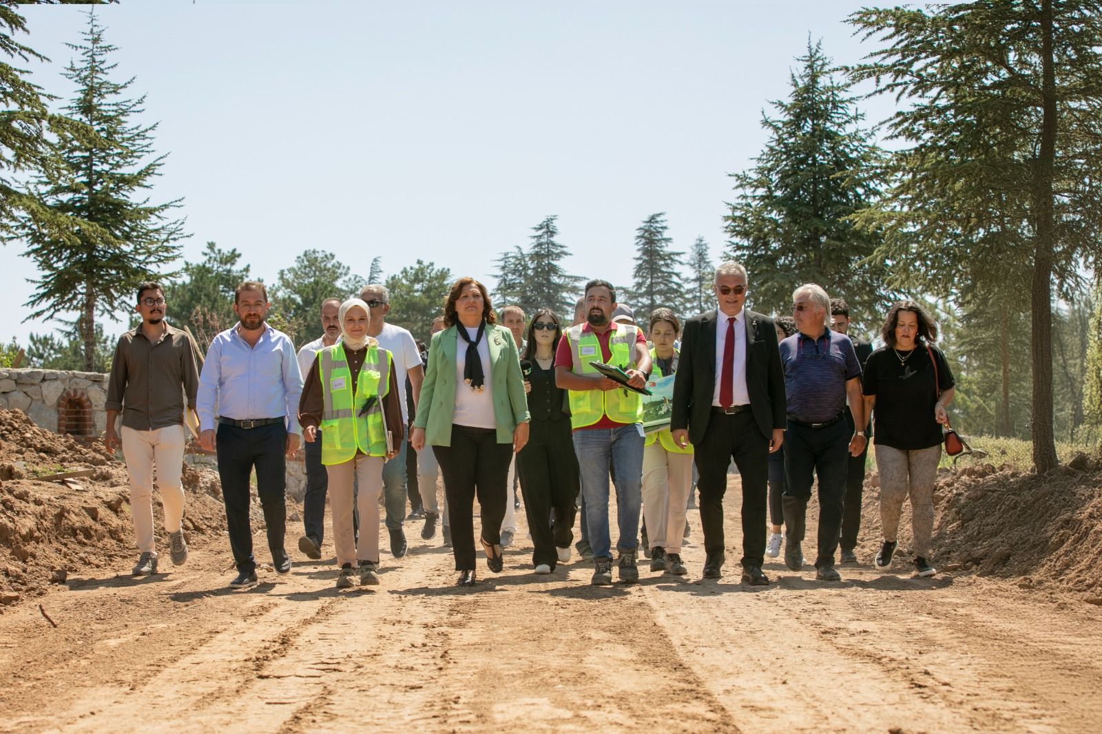 Güzbey Yazmişti Başkan Köksal Yeri̇nde İnceldi̇ 1