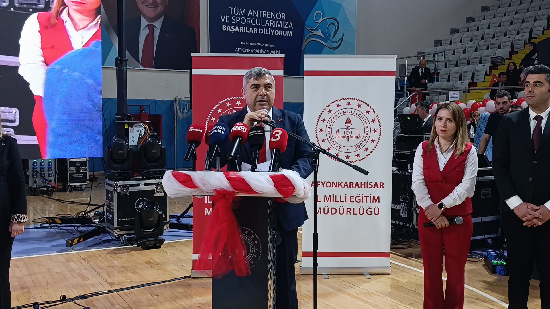 1Müdür Sünnetci̇bugün Çocuklarimizin Gözleri̇ndeki̇ Işik, Yarinlarin Umudu