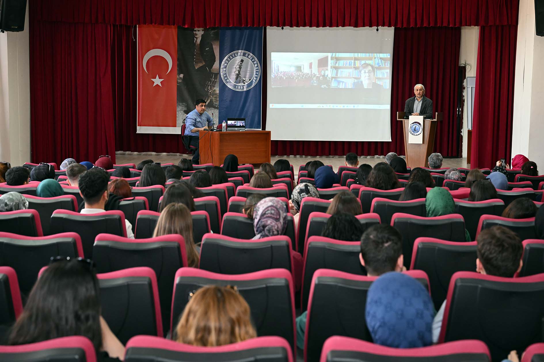 Akü'de Rehberli̇k Ve Psi̇koloji̇k Danişmanlik Mevcut Durum Ve Geleceği̇1