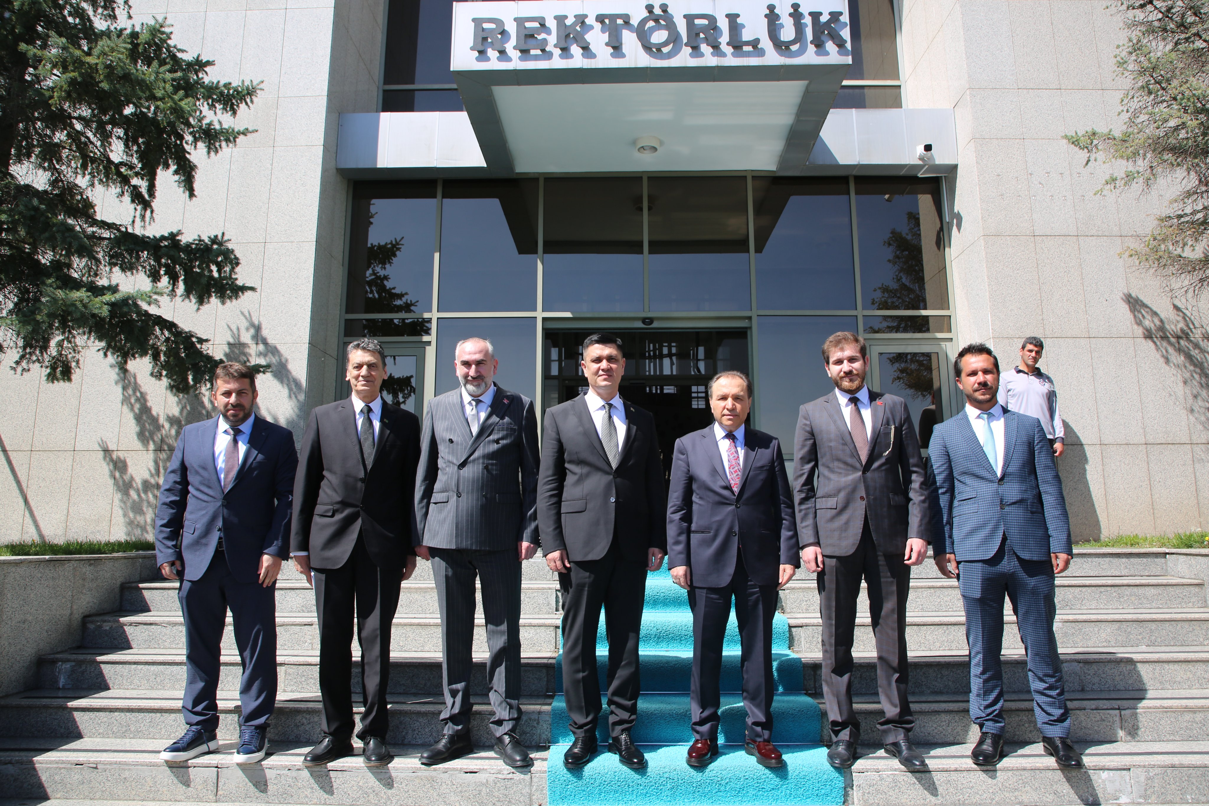 Türkmeni̇stan Büyükelçi̇si̇ Akü’yü Zi̇yaret Etti̇3